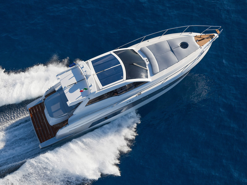 Motoryachten